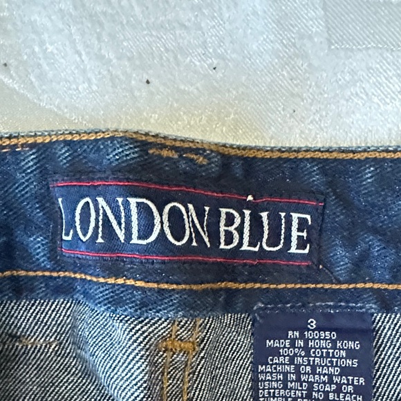 Blue Leopard Print Women's Jeans - Picture 3 of 4